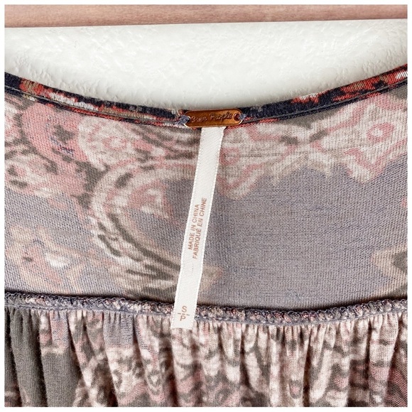 Free People Fiona Paisley Print Bell Sleeve Top Size Small - Picture 9 of 11